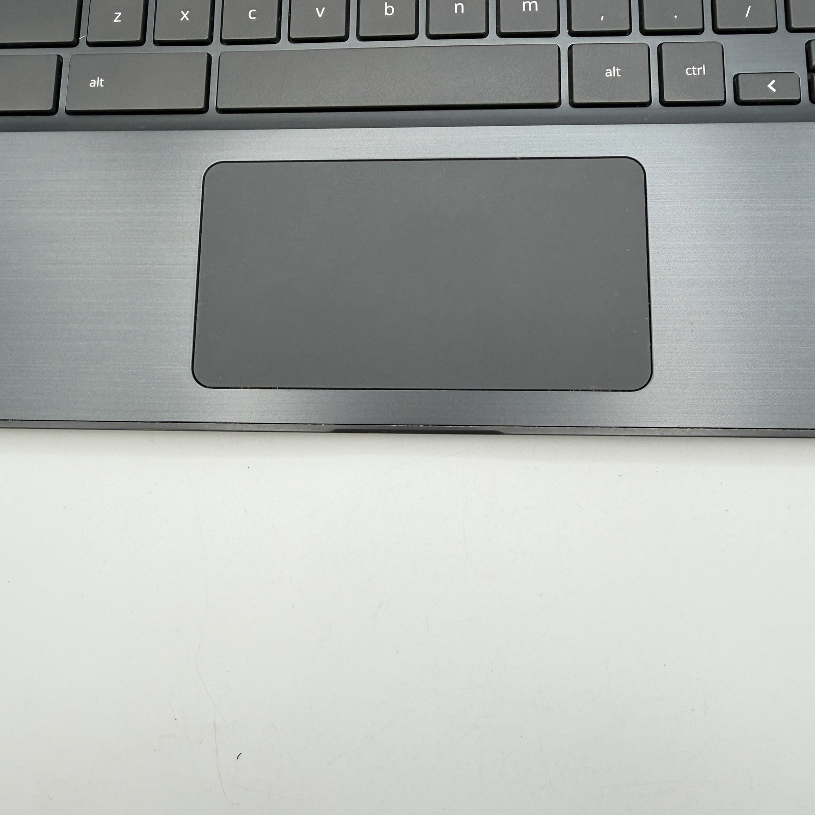 HP Chromebook 14 Laptop – QCNFA344A – w/Charger – Powerwashed – WORKS