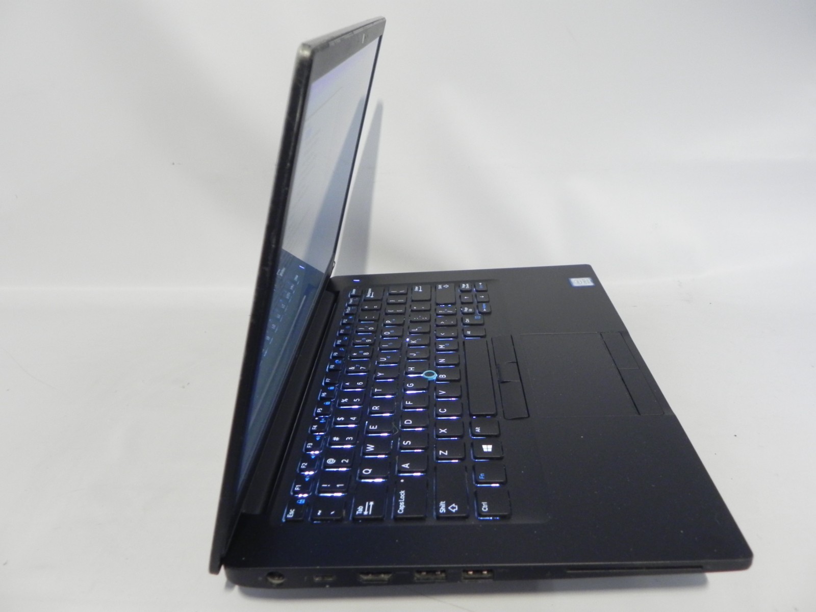 Dell Latitude 7490 Windows 11 Intel i7-8650u 1.9GHz 16GB RAM 512SSD
