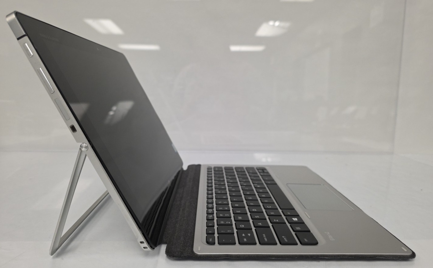 HP Elite x2 1012 G1| Intel Core m7-6Y75| 8GB RAM| 256GB SSD| WIN 10 PRO