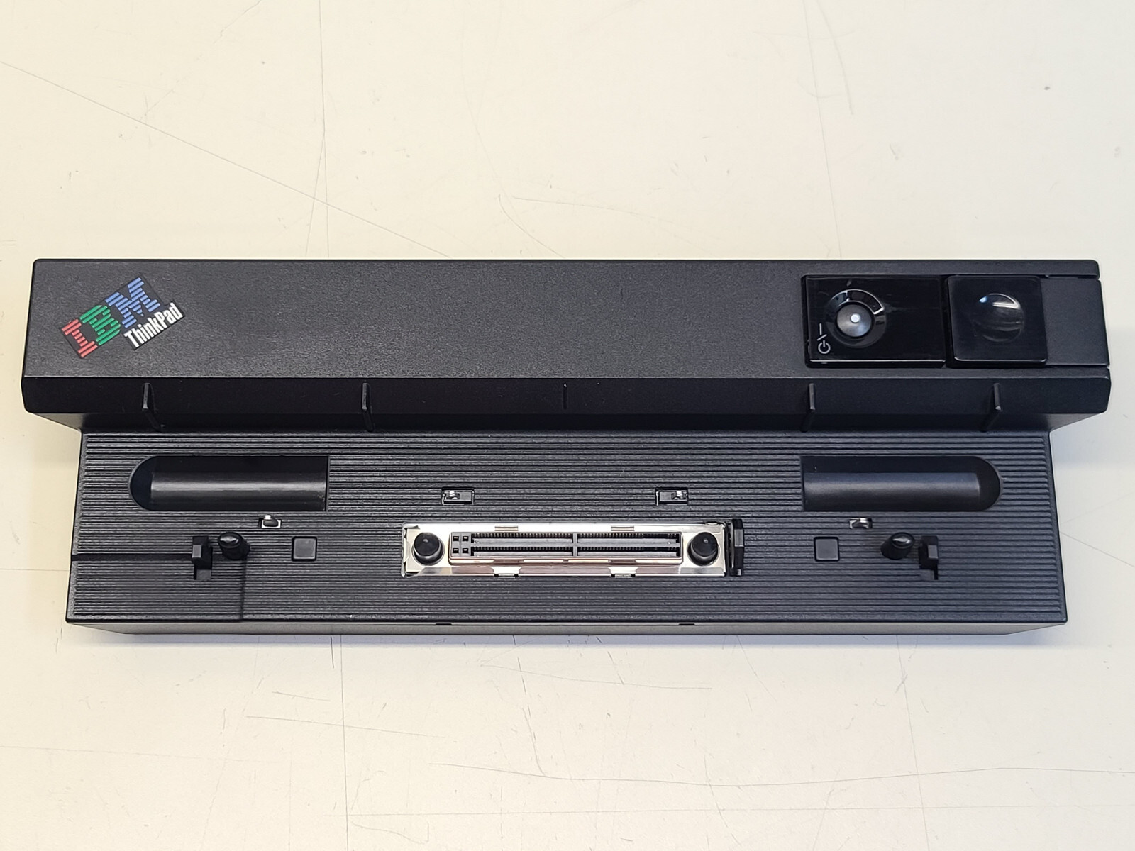 IBM Thinkpad R31 14.1″ Pentium 3 1000 + 384MB + 20GB Windows 98SE + DOCK TESTED