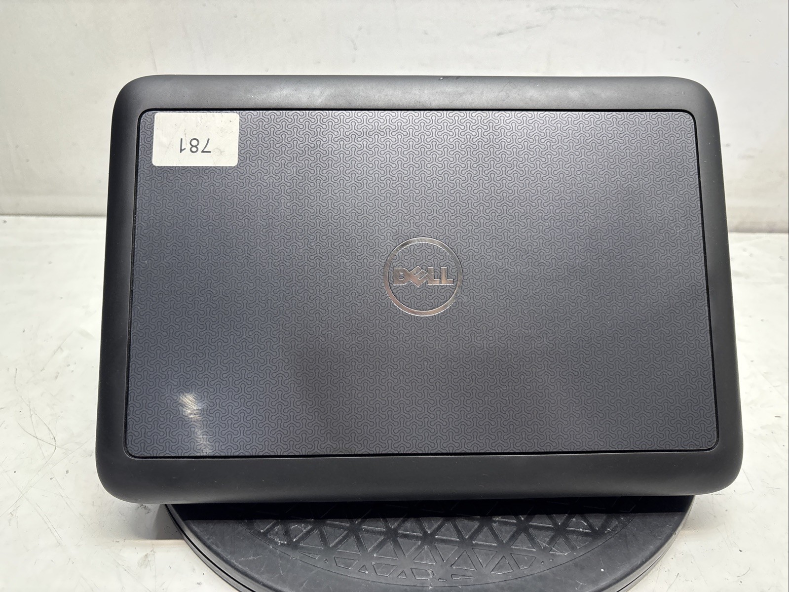 Dell Inspiron 1090 Intel Atom N550 1.5GHz 2 GB NO HDD No Batt