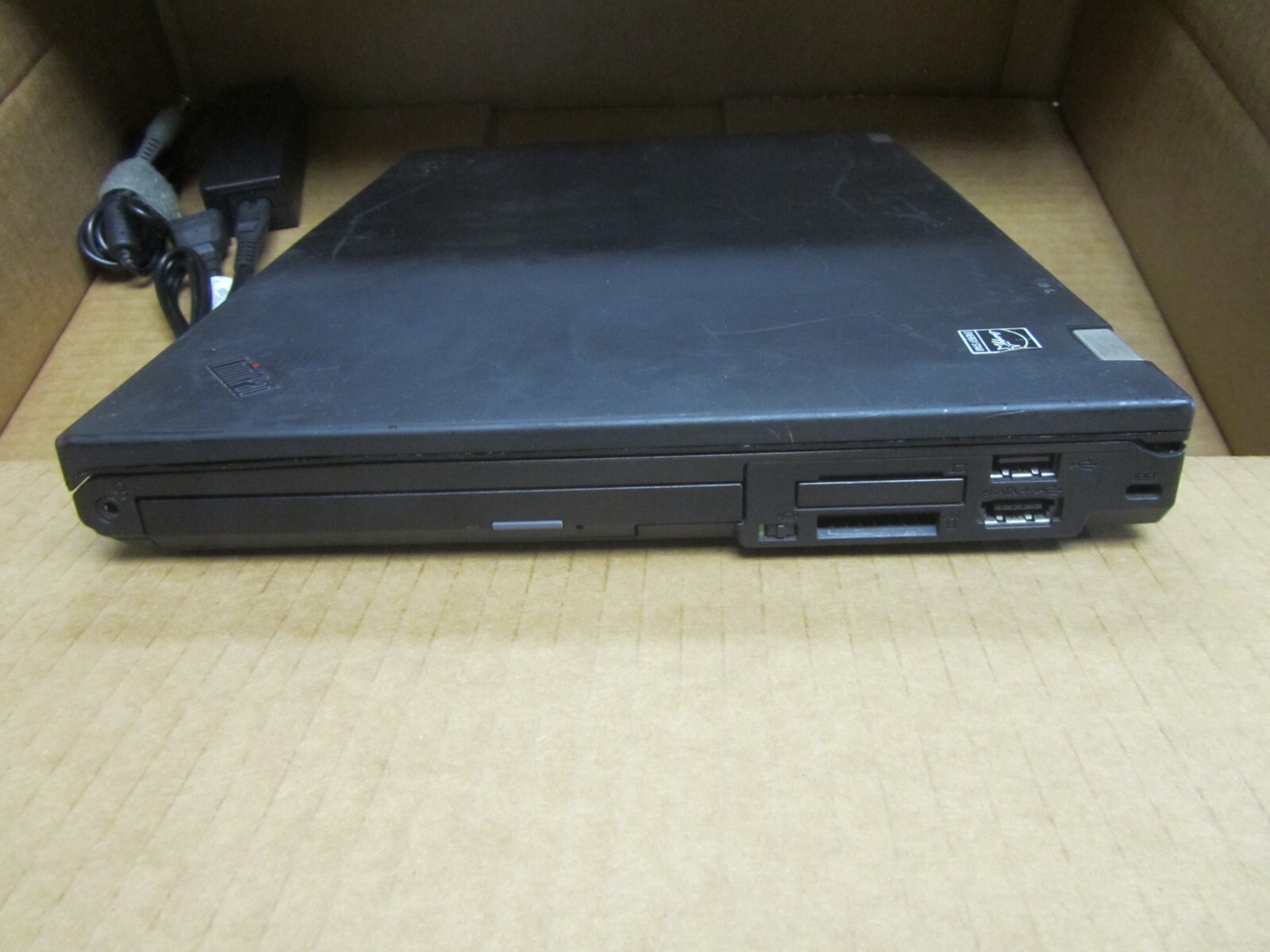 Used ThinkPad T420 i5-2520M 8GB RAM, NEW 1 TB SSD, 14″ 1366×768 LCD, Win 7 Pro64