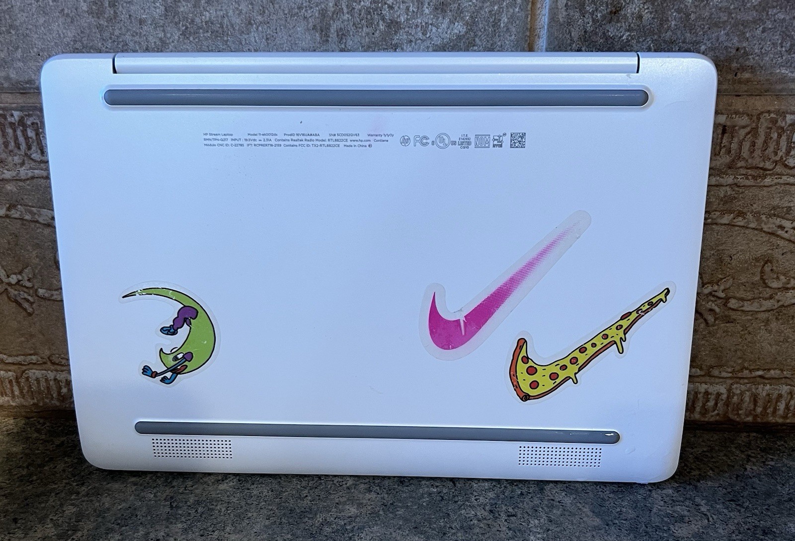 HP Stream 11.6 inch (32GB, Intel Celeron N, 1.10GHz, 4GB) Laptop – Parts Only