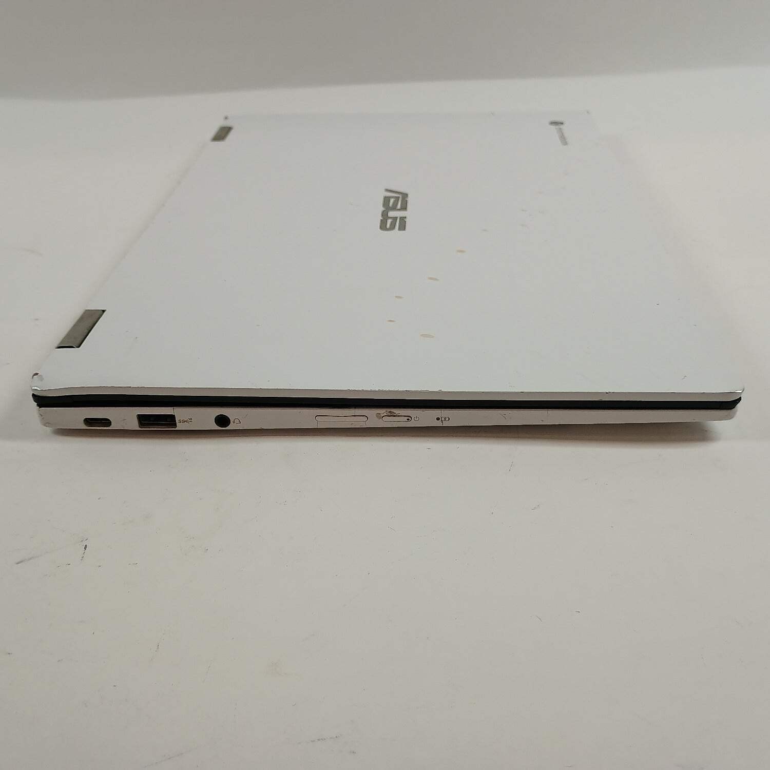 Broken Asus Chromebook C536E 15.6″ i3-1115G4 3.0GHz 8GB RAM 128GB SSD Cracked
