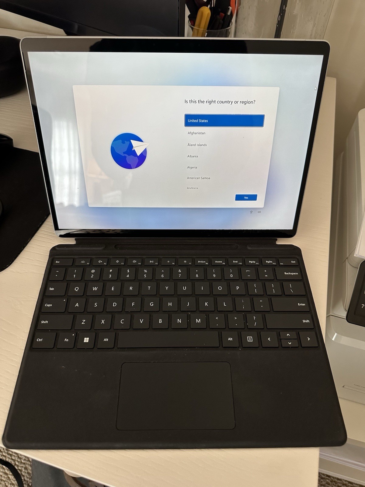Microsoft Surface Pro 8 13″ Touch, Silver – Includes Surface Dock 2 and Keyboard