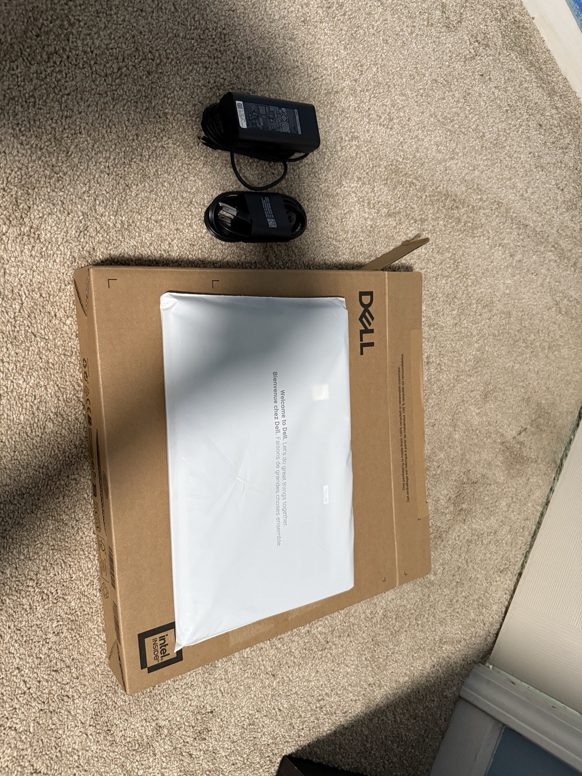 Dell Latitude 7420 Laptop