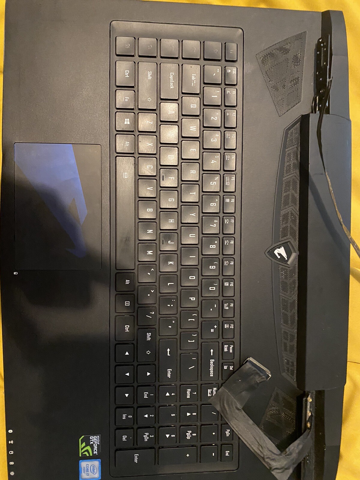 Aorus X7 v2 Body