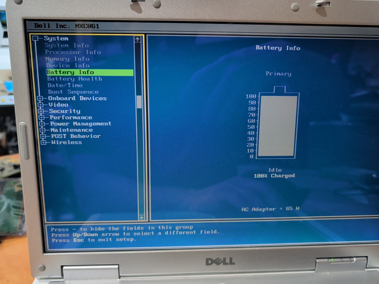 Dell Inspiron E1405 2 GB Ram, 80 GB HDD, 1.6 Ghz C2D Windows XP W/Charger