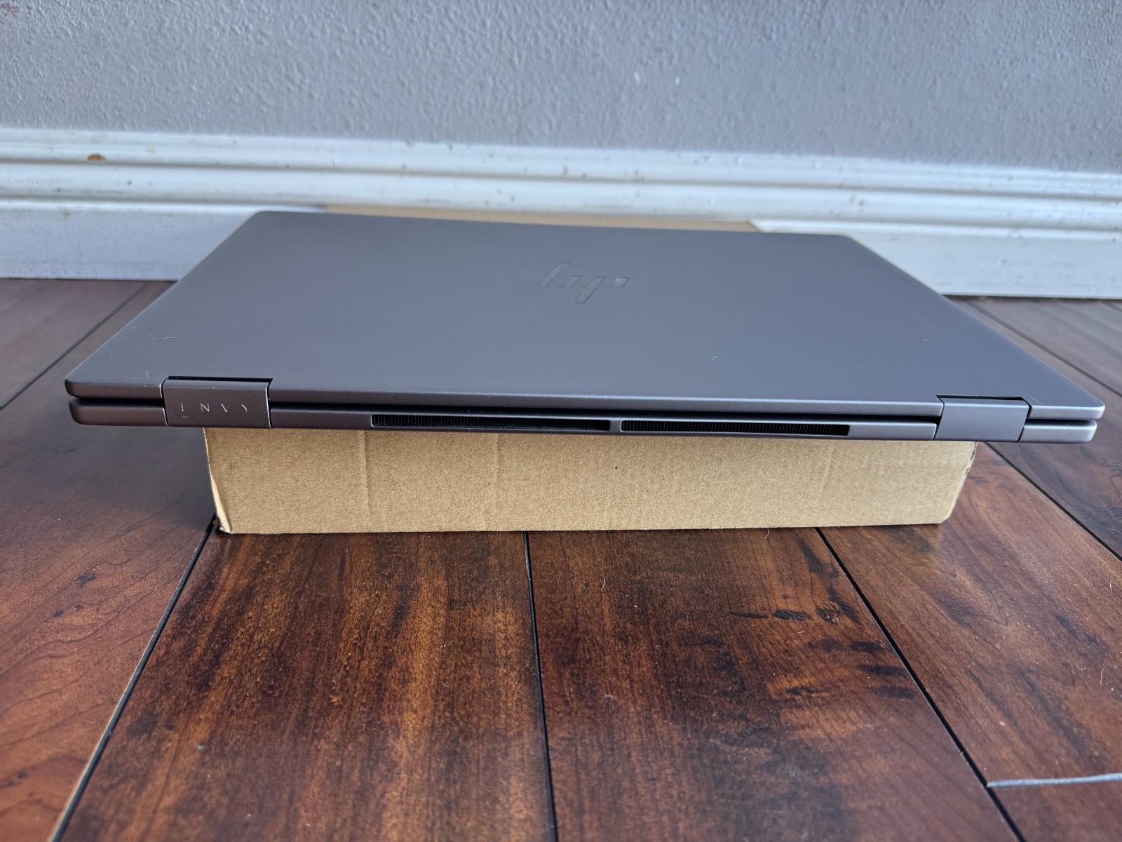 HP Envy x360 2-in-1 16-ad0023dx 16″ WUXGA Touch Ryzen 7 8840HS 16GB 1TB SSD