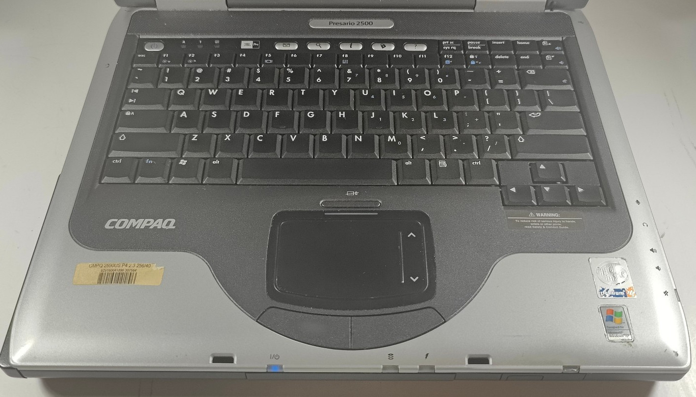 Compaq Presario 2590US 15″ Intel Pentium 4 2.3GHZ 768MB RAM 60GB HDD WinXP ATI