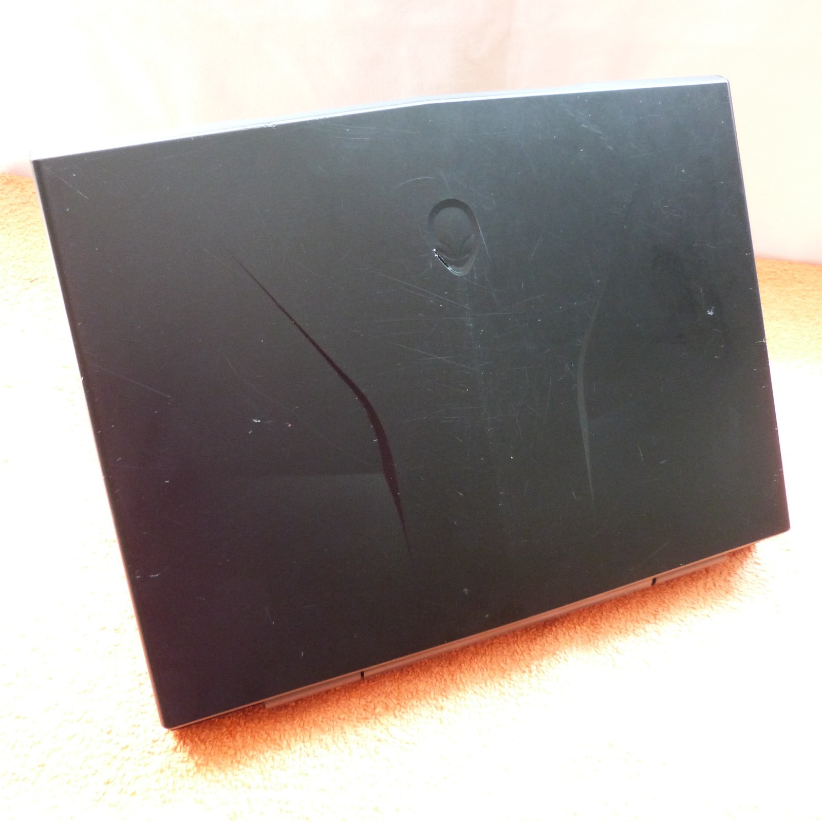Alienware M11x R1 11″ Premium SUB Netbook l 500GB Windows 7 l 4GB RAM HDMI