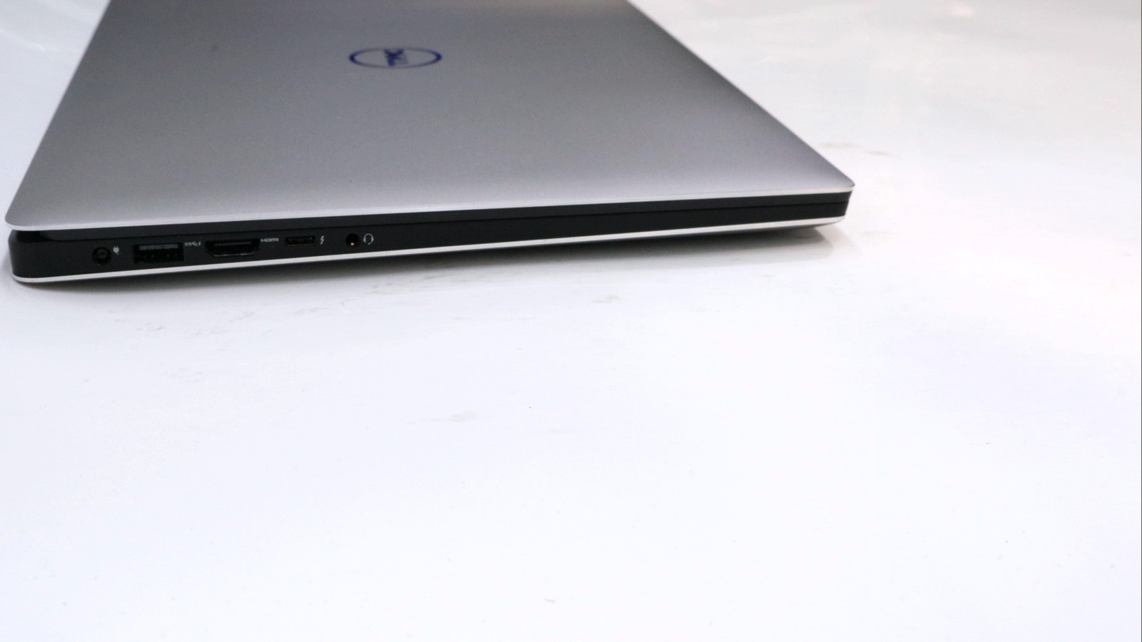 Dell Precision 5510 16″ Xeon E3-1505M 16GB 1TB – Very Good