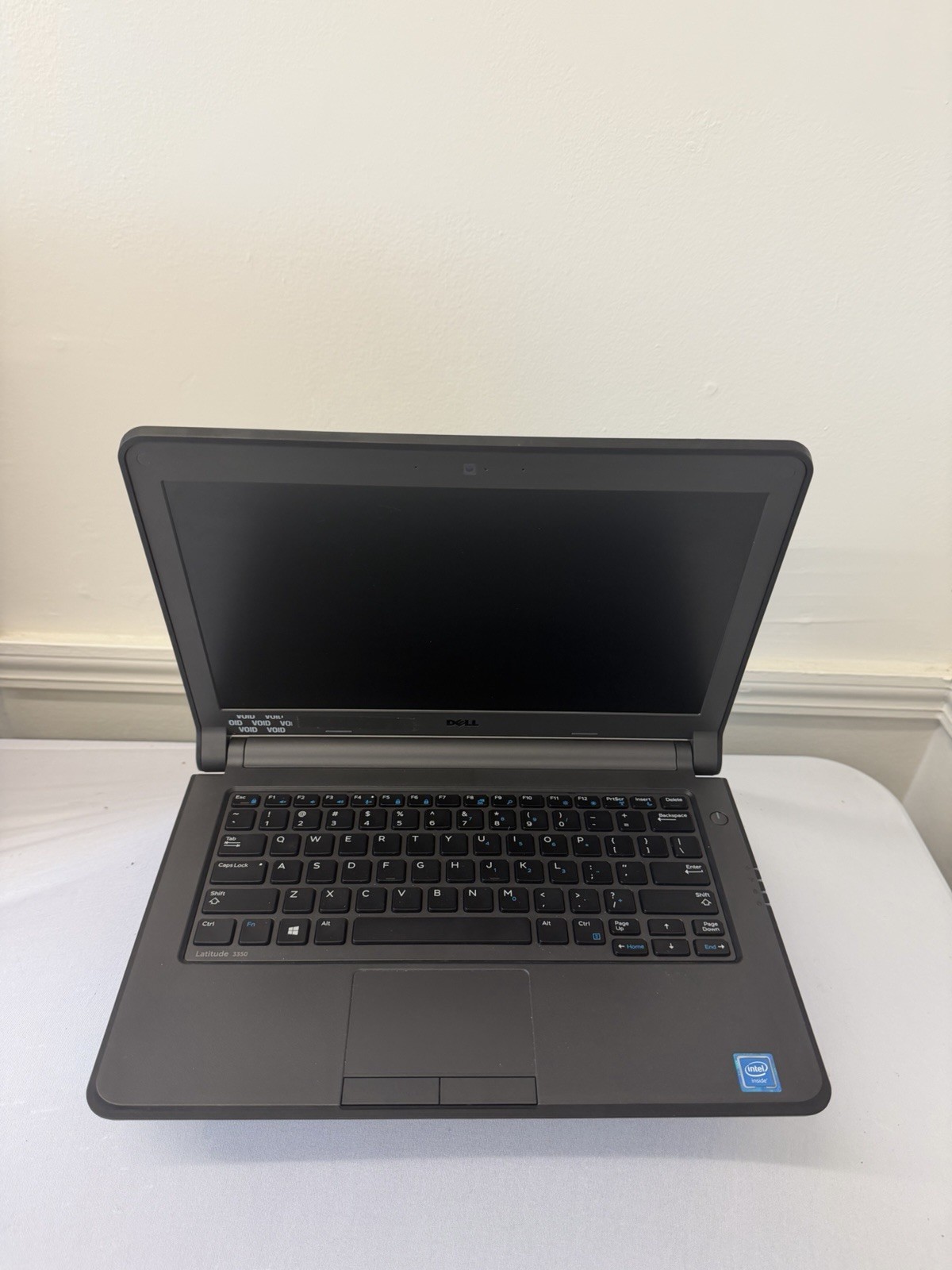 Dell Latitude 3350 Laptop – Good Screen – Intel Celeron 3215U – Read Des