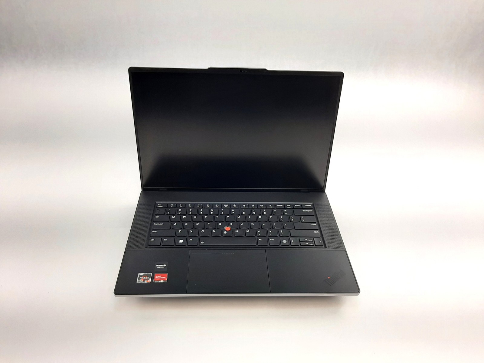 Lenovo ThinkPad Z16 Ryzen 5 PRO 6650H 3.30GHz 16GB RAM 512GB NVMe Case C3*16