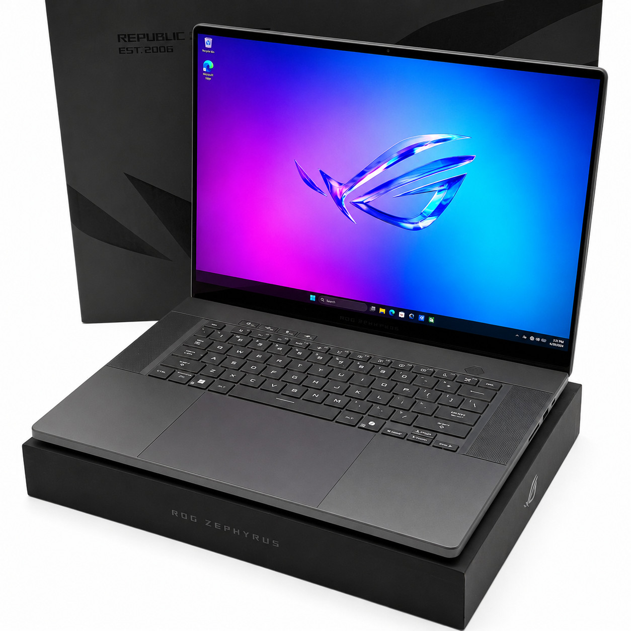 OPEN BOX Zephyrus GU605 240Hz QHD+ 5.4 GHz Ultra 9 285H 32GB 1TB RTX 5070 Ti