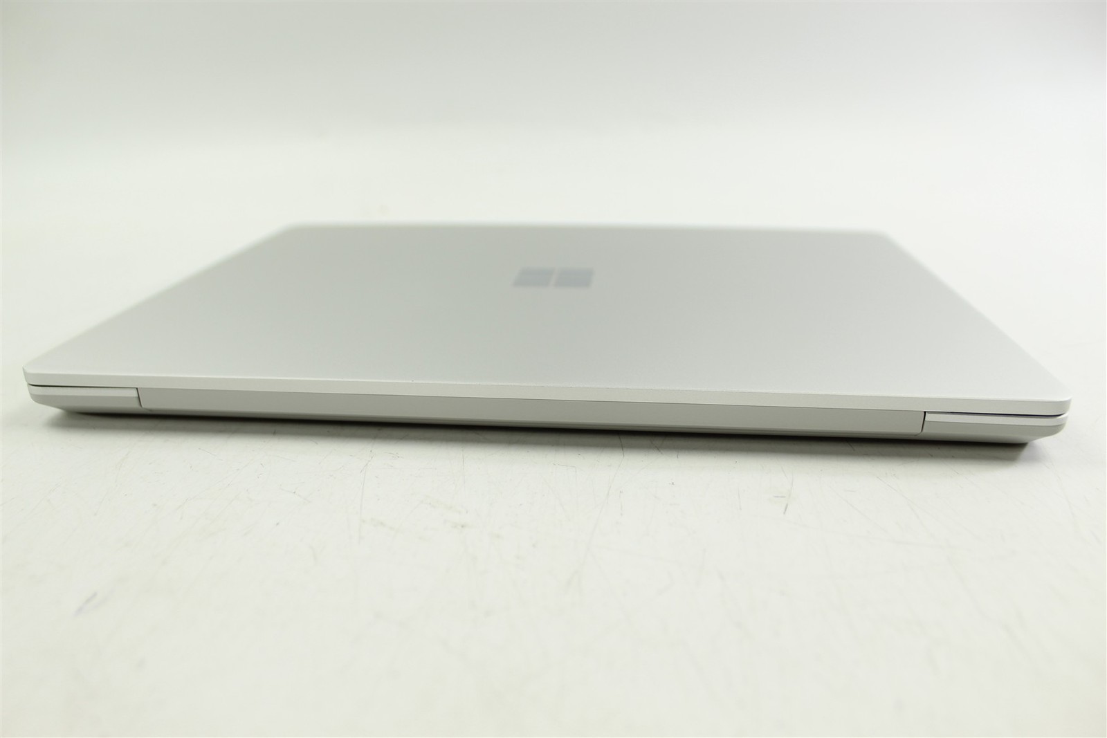 Microsoft Surface Laptop Go 2 2013 12.4″ i5-1135G7 256GB SSD 16GB RAM W11H