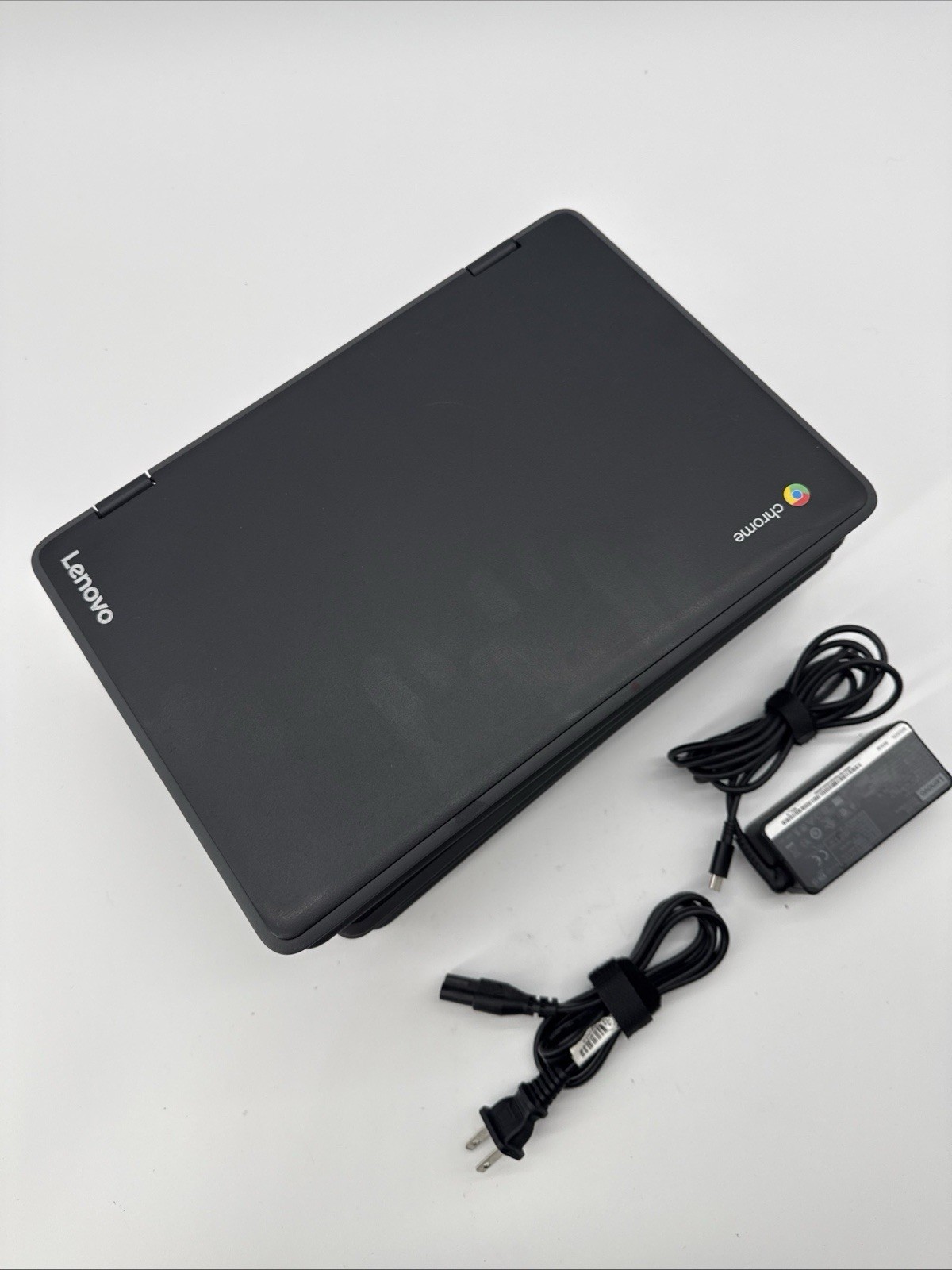 Lenovo 81H00012US 300e 11.6″ 2in1 4GB 32GB, MT8173 2.1GHz Chromebook w Adapter