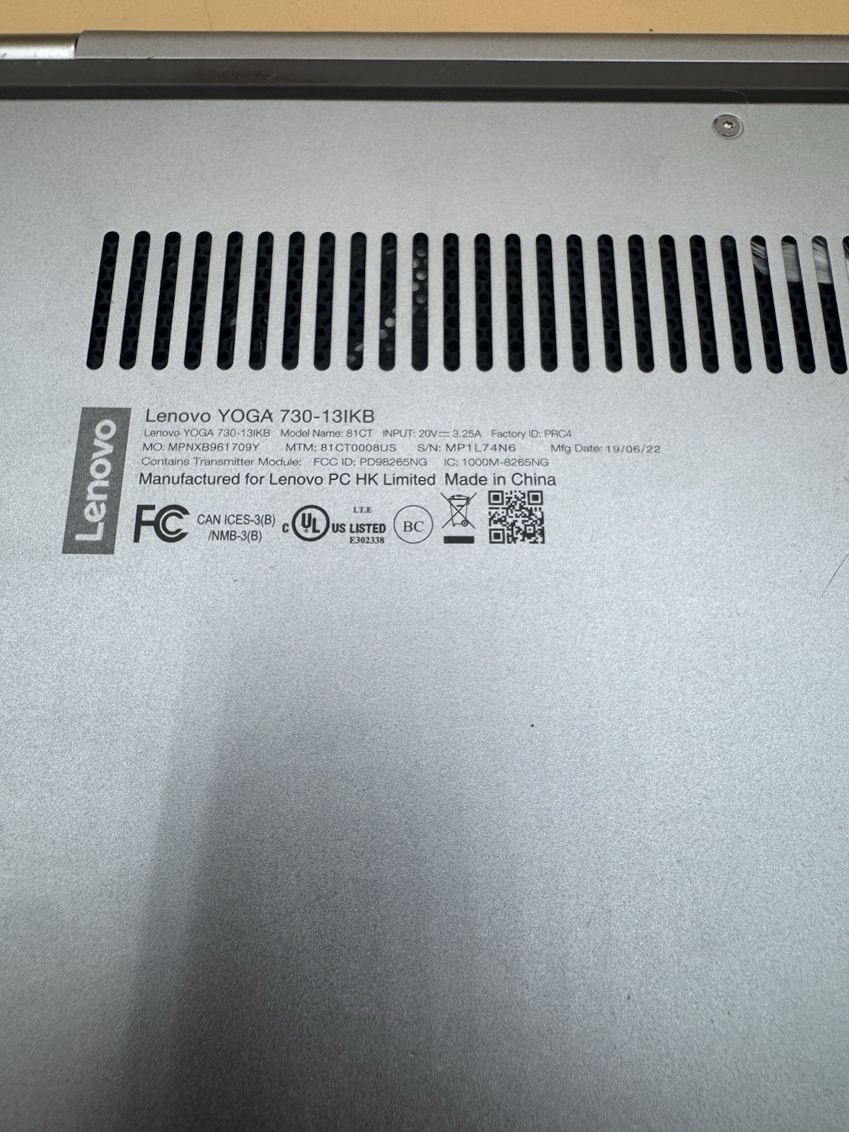 Broken Lenovo Yoga 730-13IKB 13.3″ i5-8250U 8GB RAM 256GB SSD