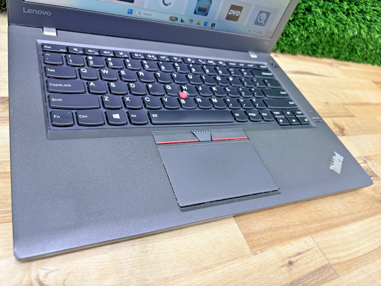 Lenovo ThinkPad T460 Intel i5-6th Gen 2.40GHz 16GB RAM 256GB SSD Windows 11 Pro*