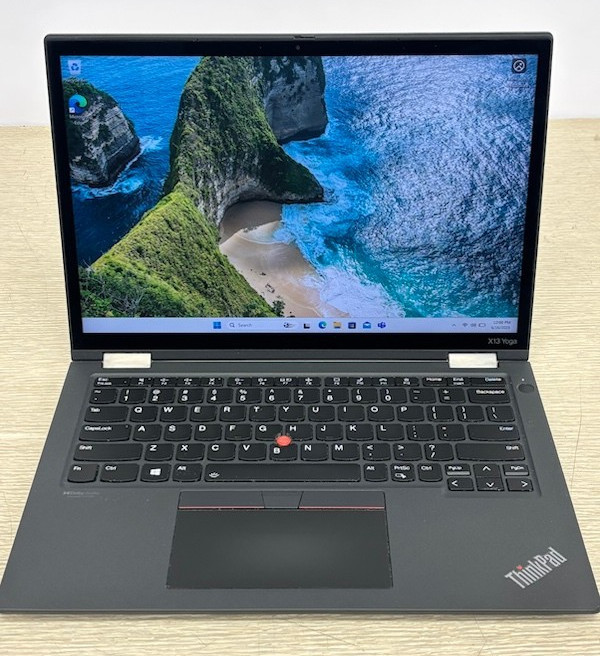 Lenovo ThinkPad X13 Yoga Gen 2 i5-1145G7 16GB 256GB SSD W11P -screen bezel issue