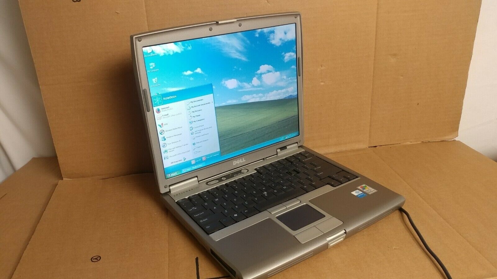 Wireless Dell Latitude D610 Laptop Windows XP pro SP3 Serial port Parallel port