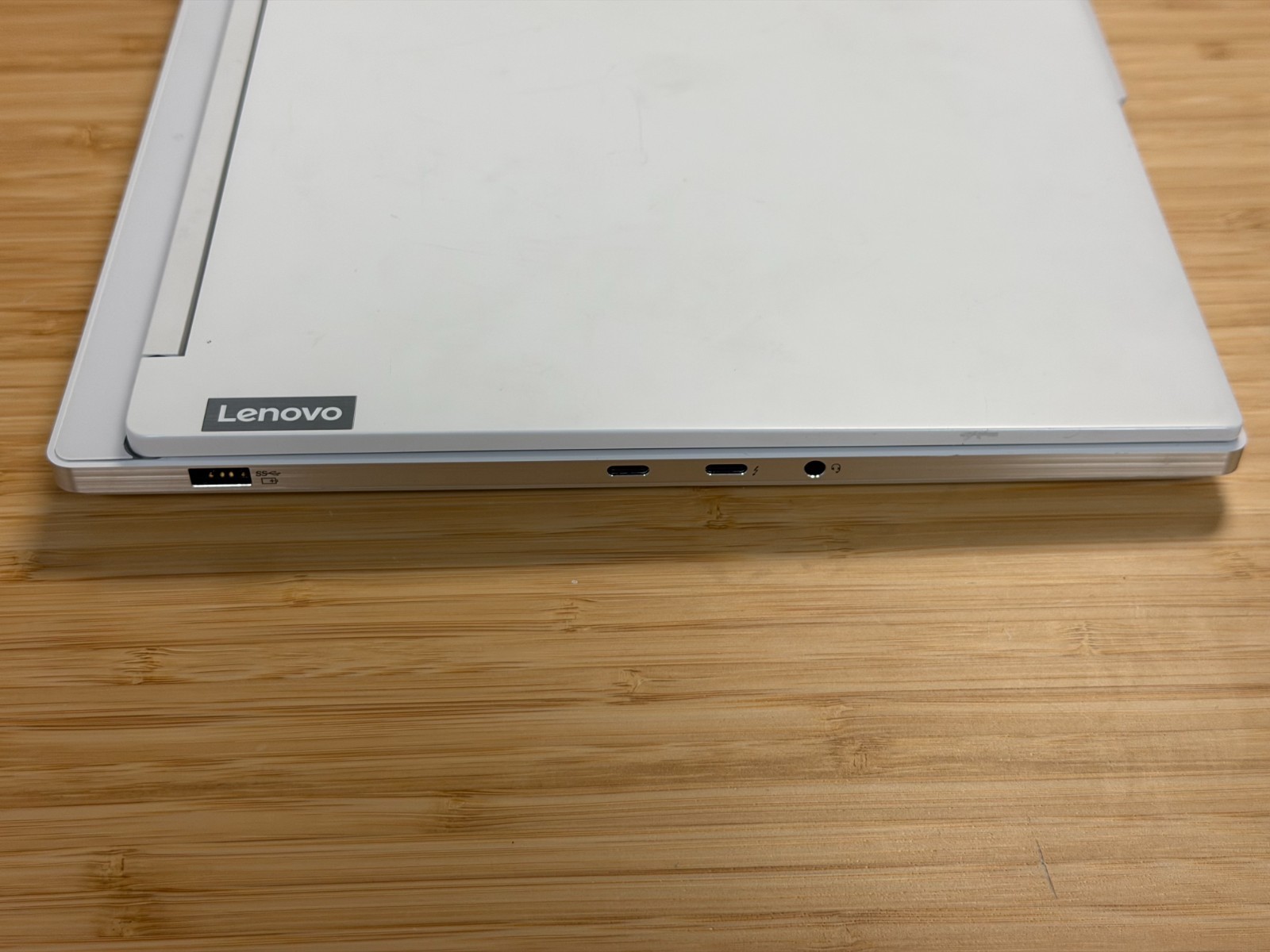 Lenovo Legion 7 16IRX9 Gaming Laptop i9-14900HX RTX 4070 32GB 1TB Win11