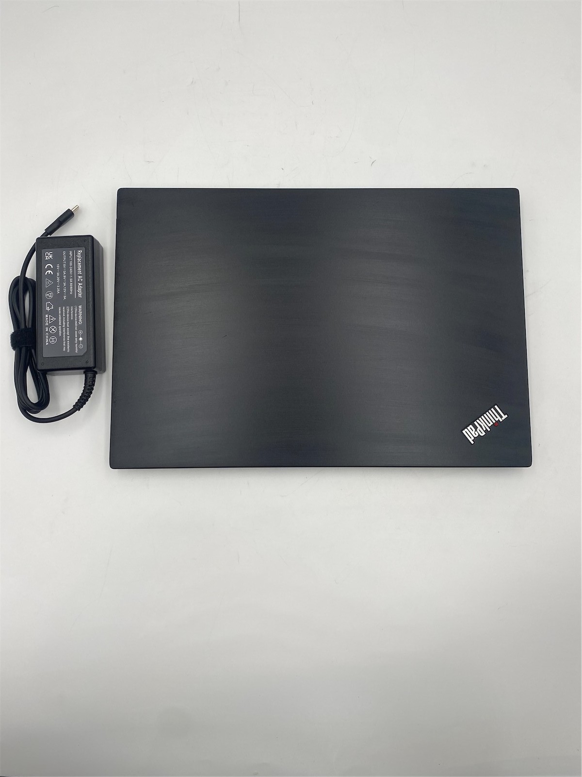 Lenovo Thinkpad T495 Ryzen 5 3500U 8GB RAM 256GB SSD *Cosmetic Details*