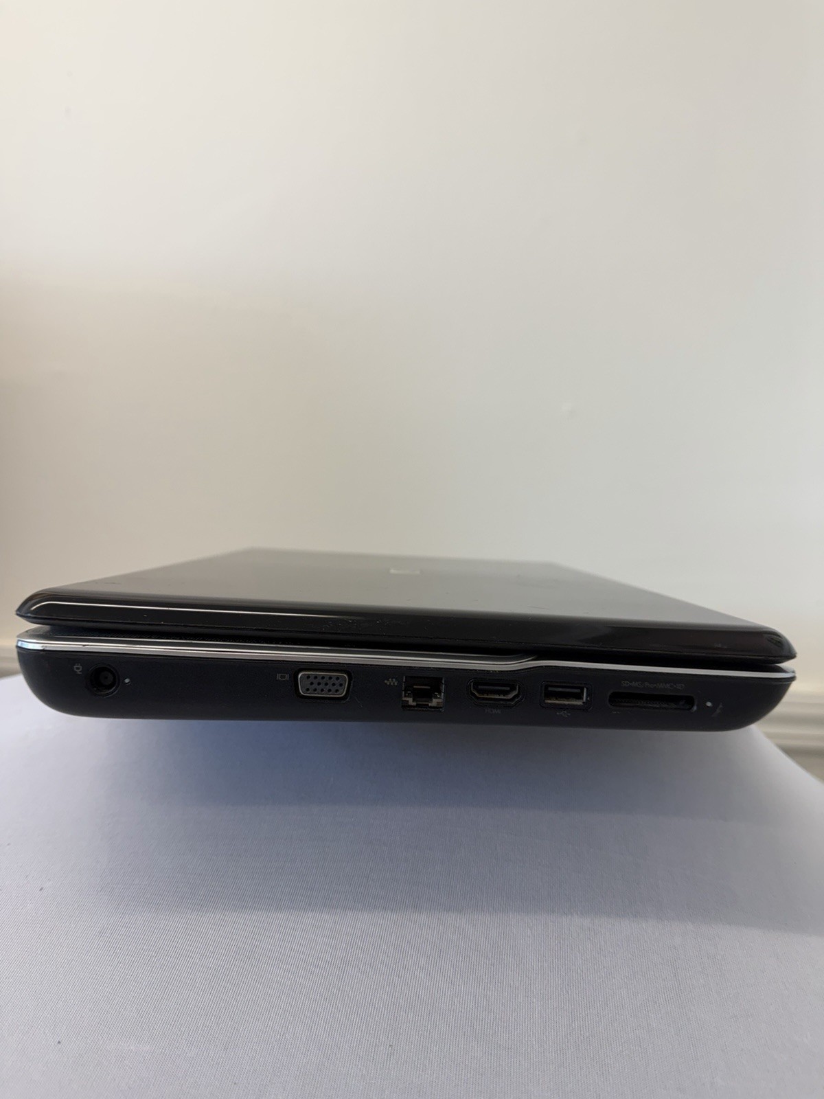 HP Notebook G60-630US Laptop – Good Screen – Intel Pentium T4400 – Read Des