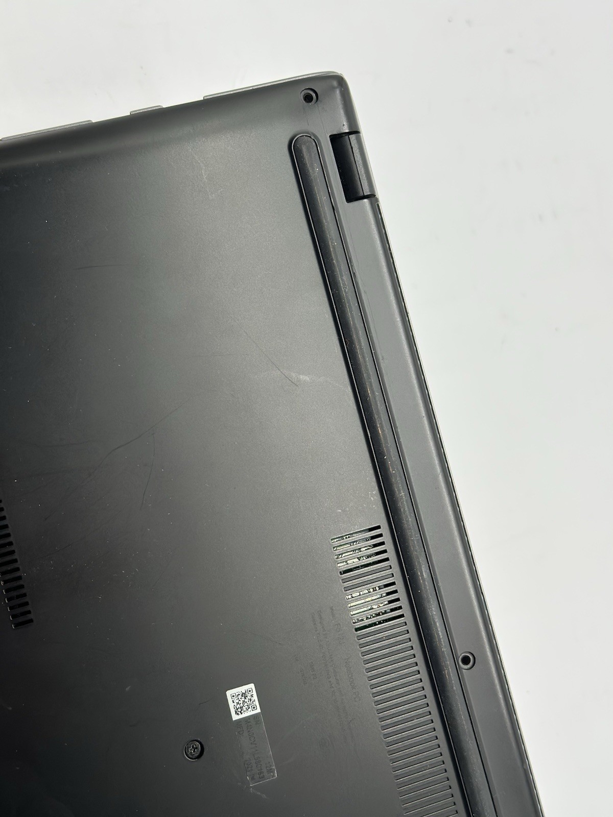 ASUS Vivobook 15 F512J Laptop, i3-1005G1, @ 1.20GHz, 8GB RAM, No OS/HDD/Charger
