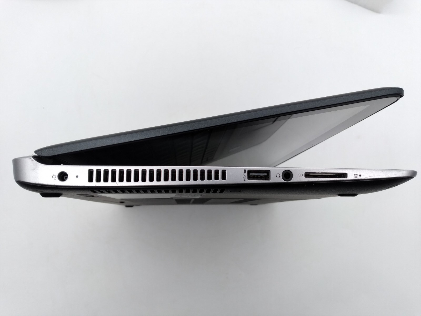 HP EliteBook 440 G3 14″ Touchscreen i5-6200U @ 2.4GHz 8GB RAM 128GB SSD Win10Pro