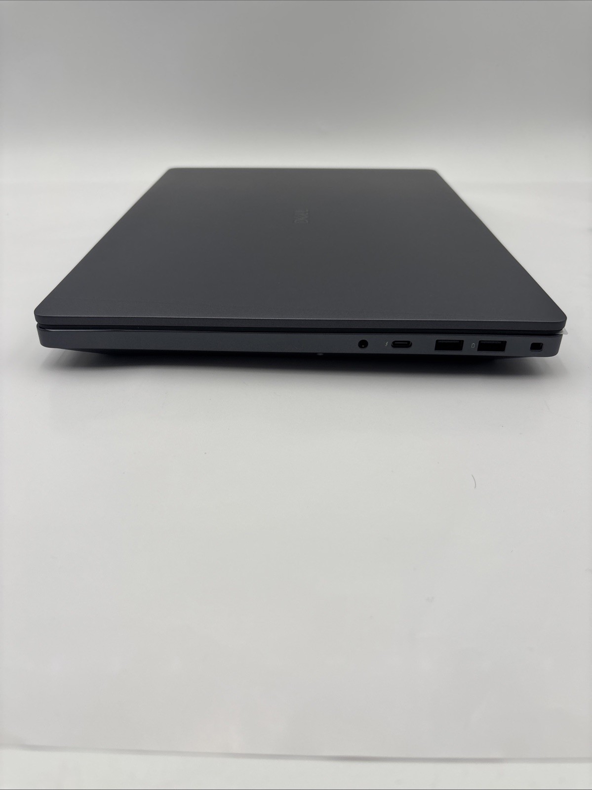 Dell Pro Max 16 MB16250 Core Ultra 9- RTX Pro 3000 Blackwell – 32GB/1TB W11 PRO