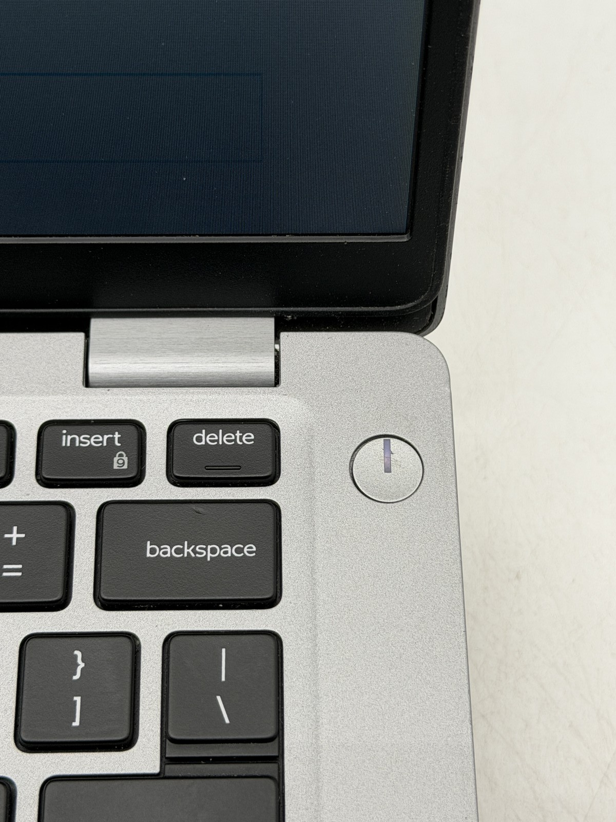 Dell Latitude (5410) 14″ i5-10210U 8GB 128GB *NO OS* — READ