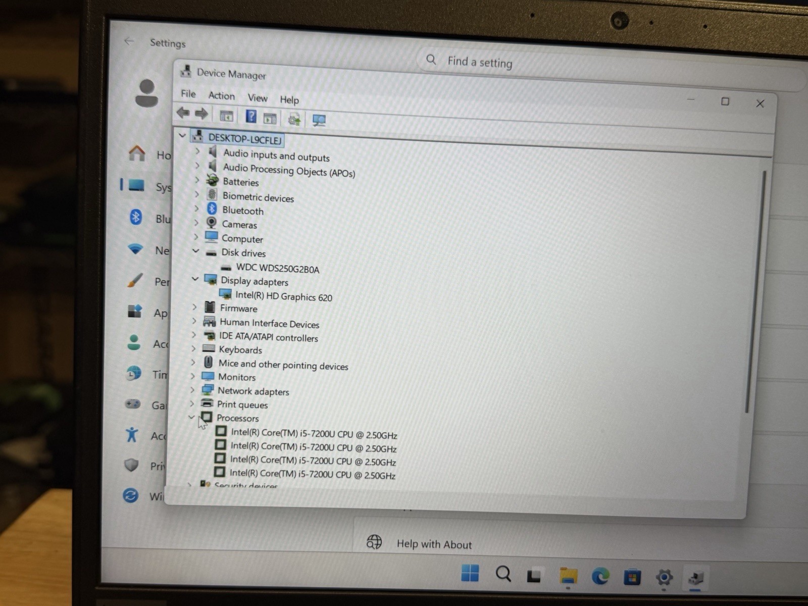 Lenovo ThinkPad E480 14″, i5-7200U 8 GB RAM, 256GB SSD Win 11 Pro.
