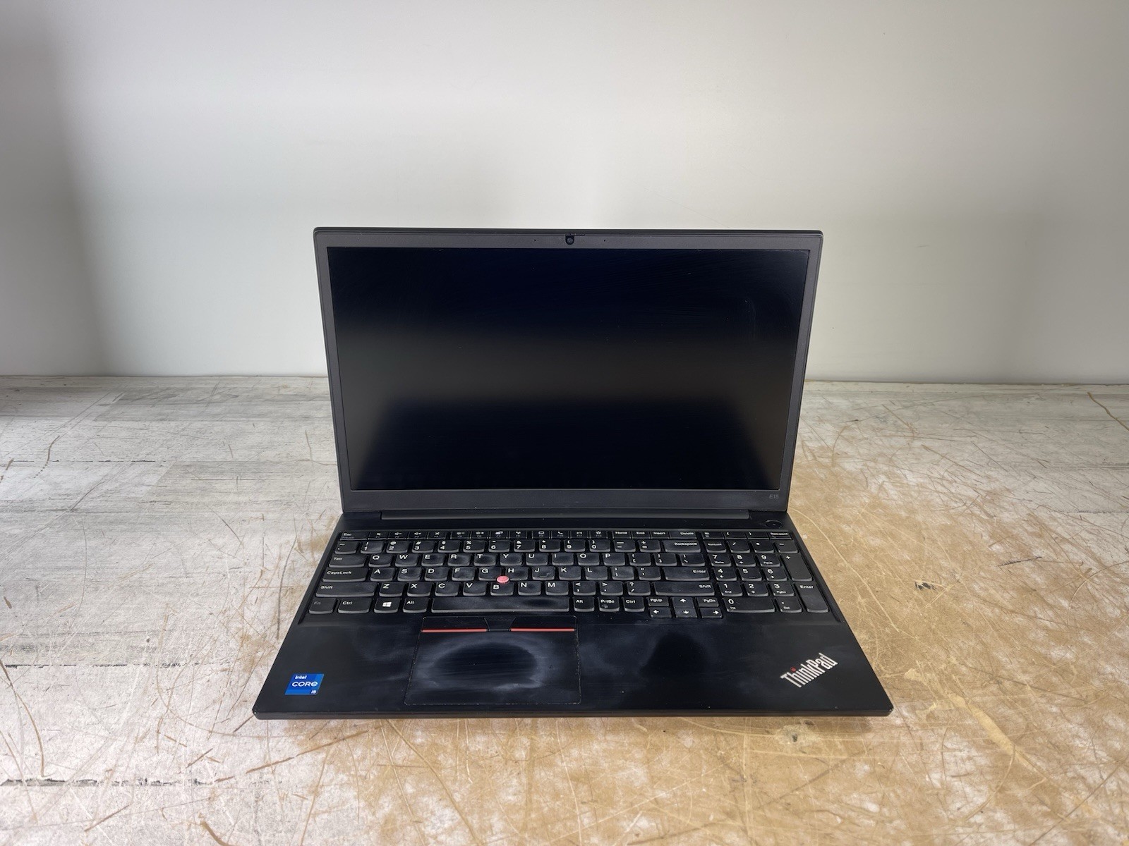 LENOVO THINKPAD E15 GEN 2 i5-1135G7 @ 2.40GHz, NO RAM/NO HDD/OS – (FOR PARTS)