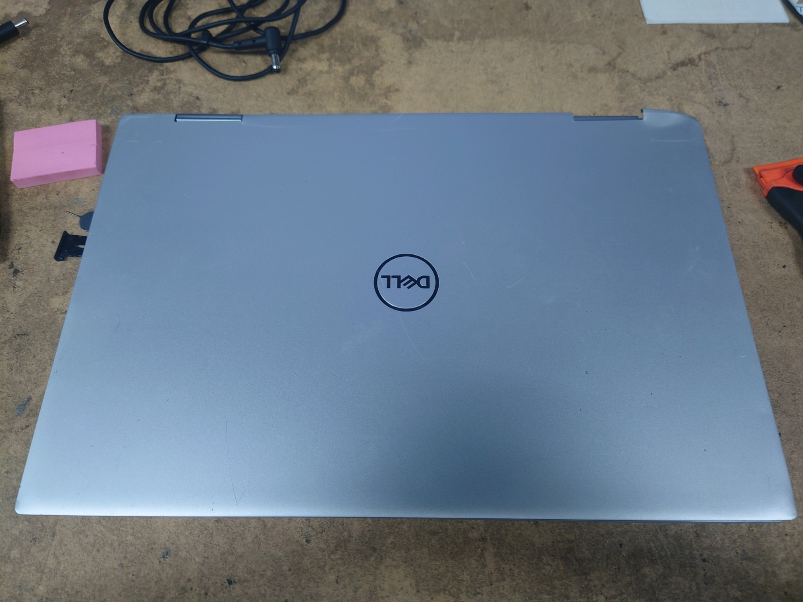 Dell Inspiron 7506 2-in-1 15.6″ FHD i7-1165G7 8GB RAM 512GB SSD No OS