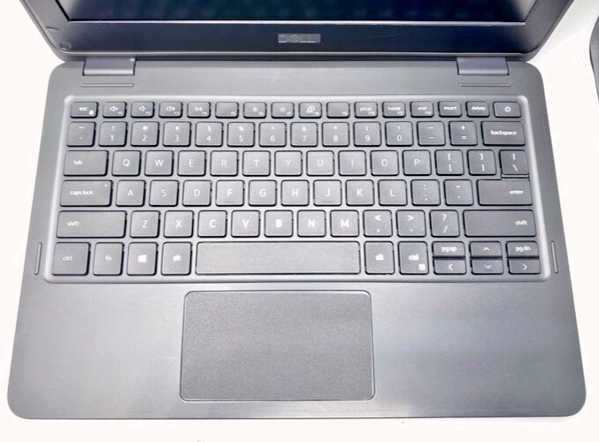 Dell Latitude 3120 11.6″ Pentium N6000 @ 1.1GHz 8GB RAM 128GB SSD Win 11 Pro