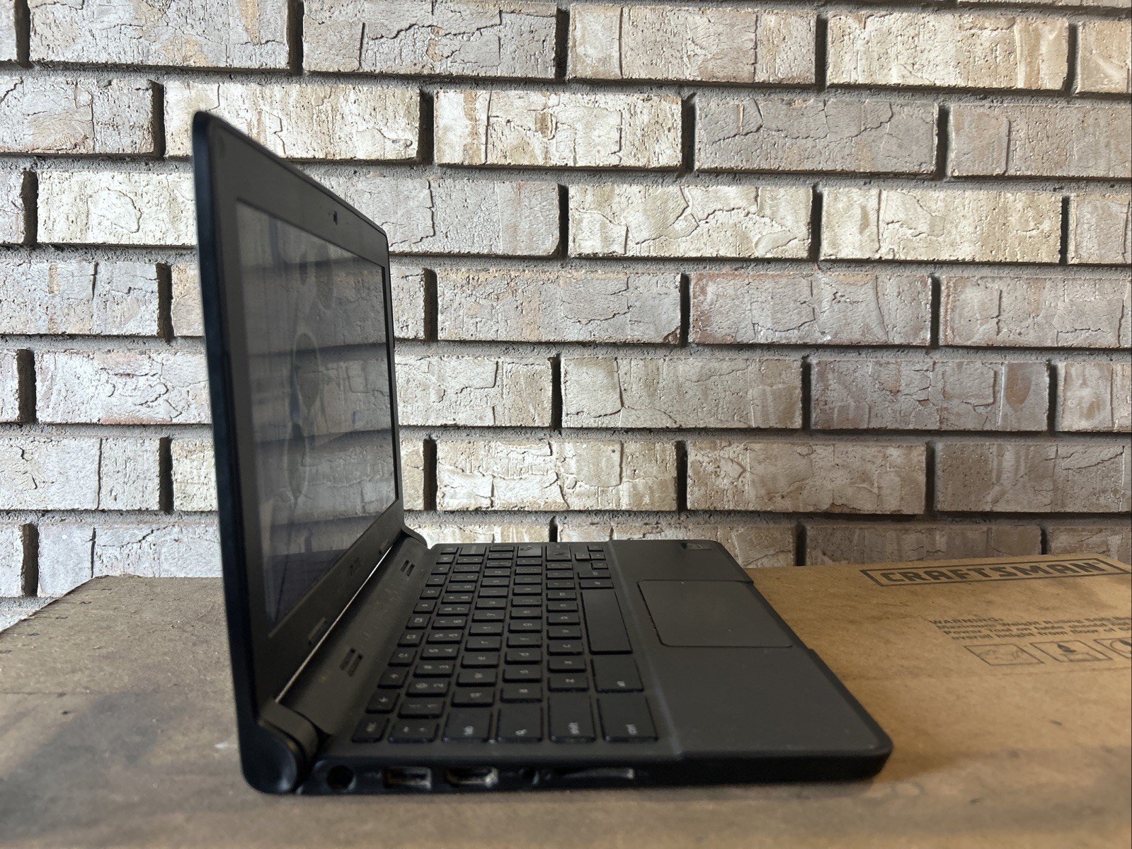 Dell Chromebook 11 P22t Damaged Screen