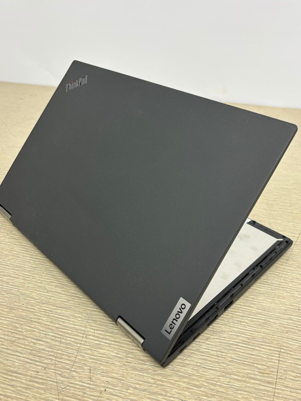 Lenovo ThinkPad X13 Yoga Gen 2 i5-1135G7 16GB 512GB SSD Laptop w/(screen issue)