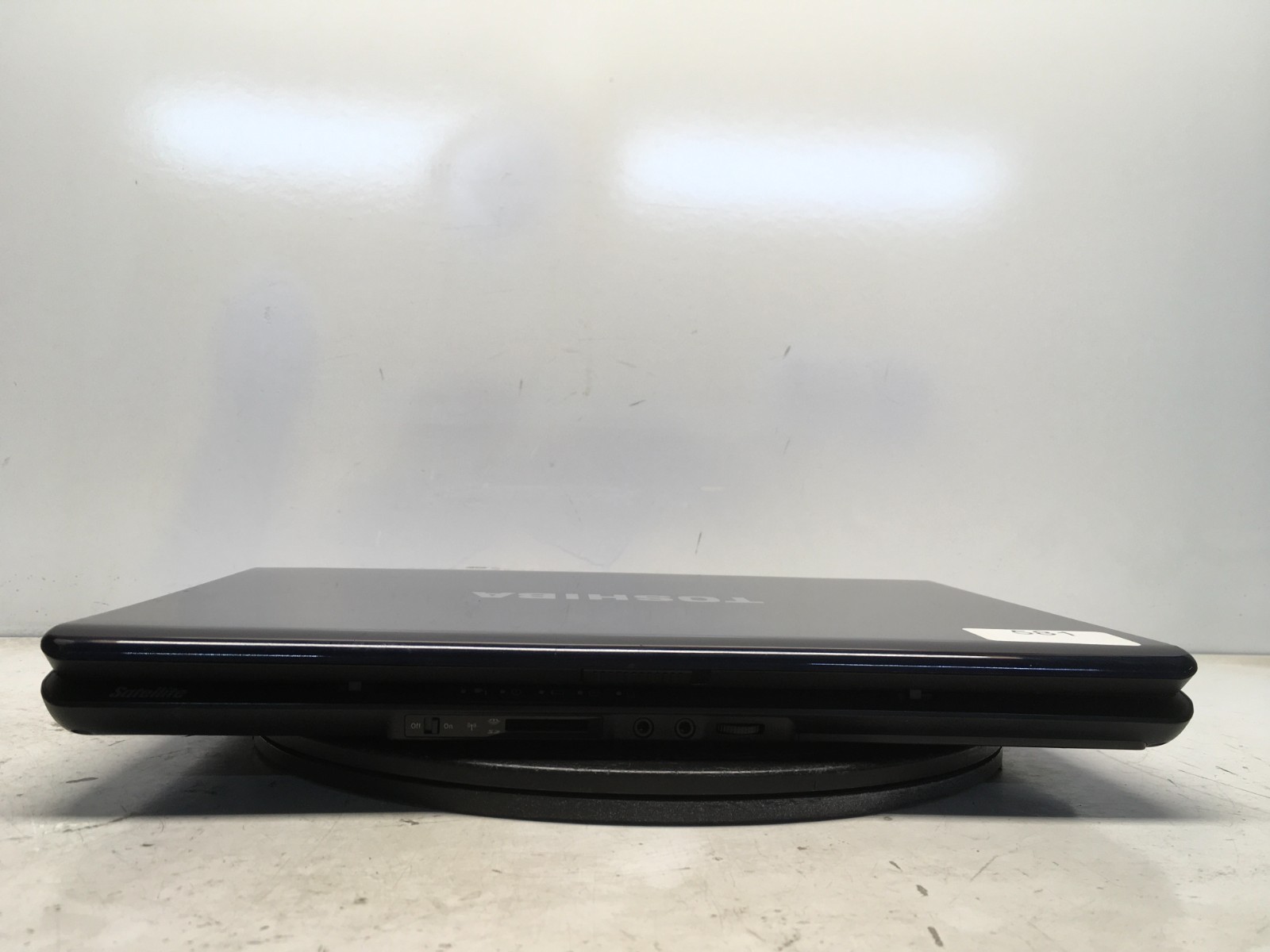 Toshiba Satellite L305-S5921 Intel Pentium Dual T3400 2.16GHz 2 GB NO HDD
