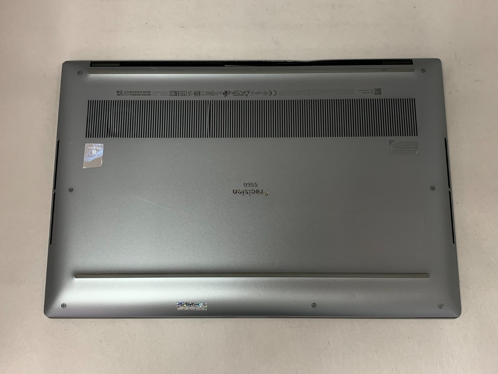 Dell Precision 5560 15.6″ UHD+ Touch i7-11850H 32GB 512GB NVMe NVIDIA T1200