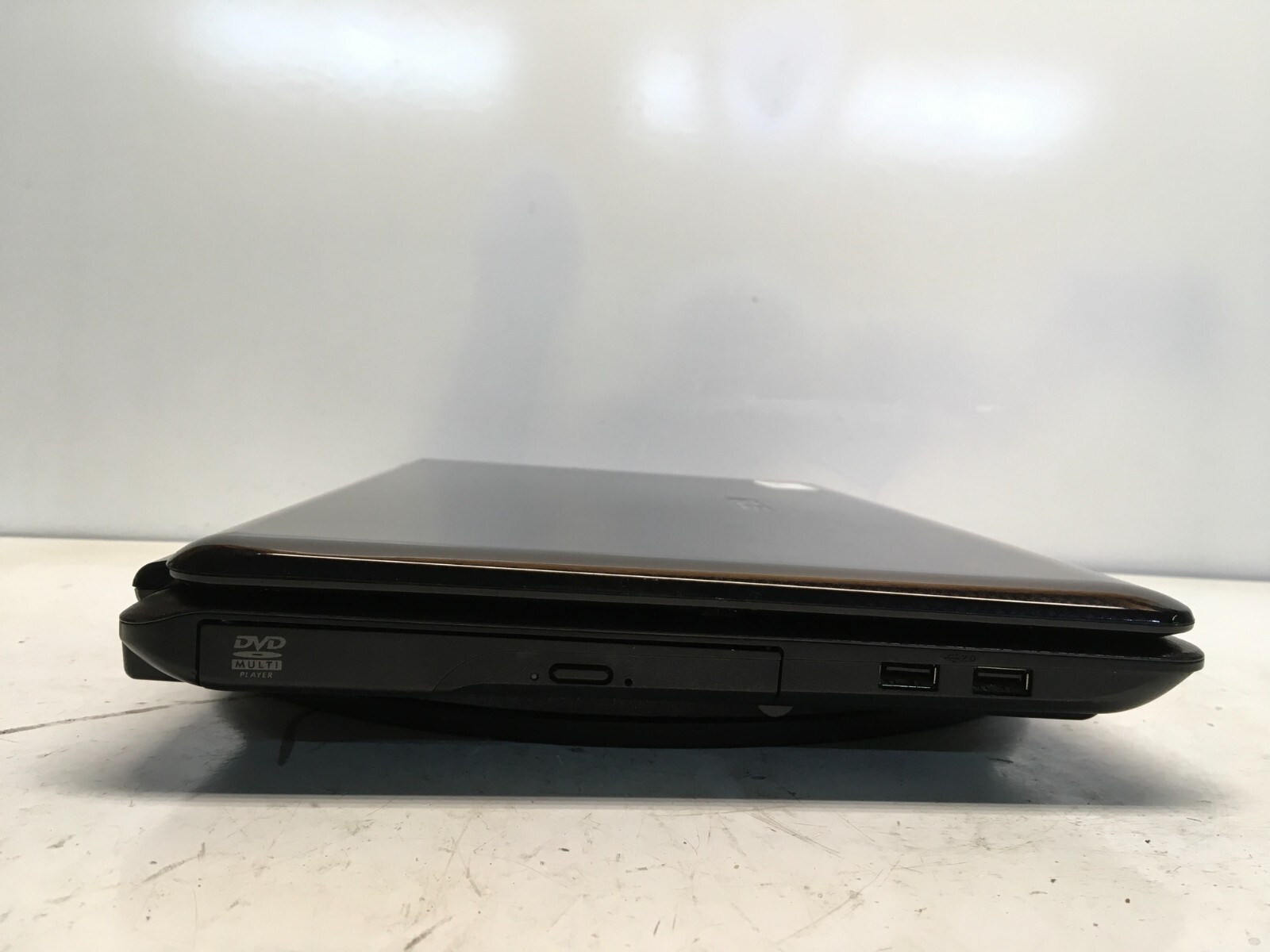 Asus K60I Intel Pentium Dual-Core T4400 2.2GHz 4 GB NO HDD No Batt