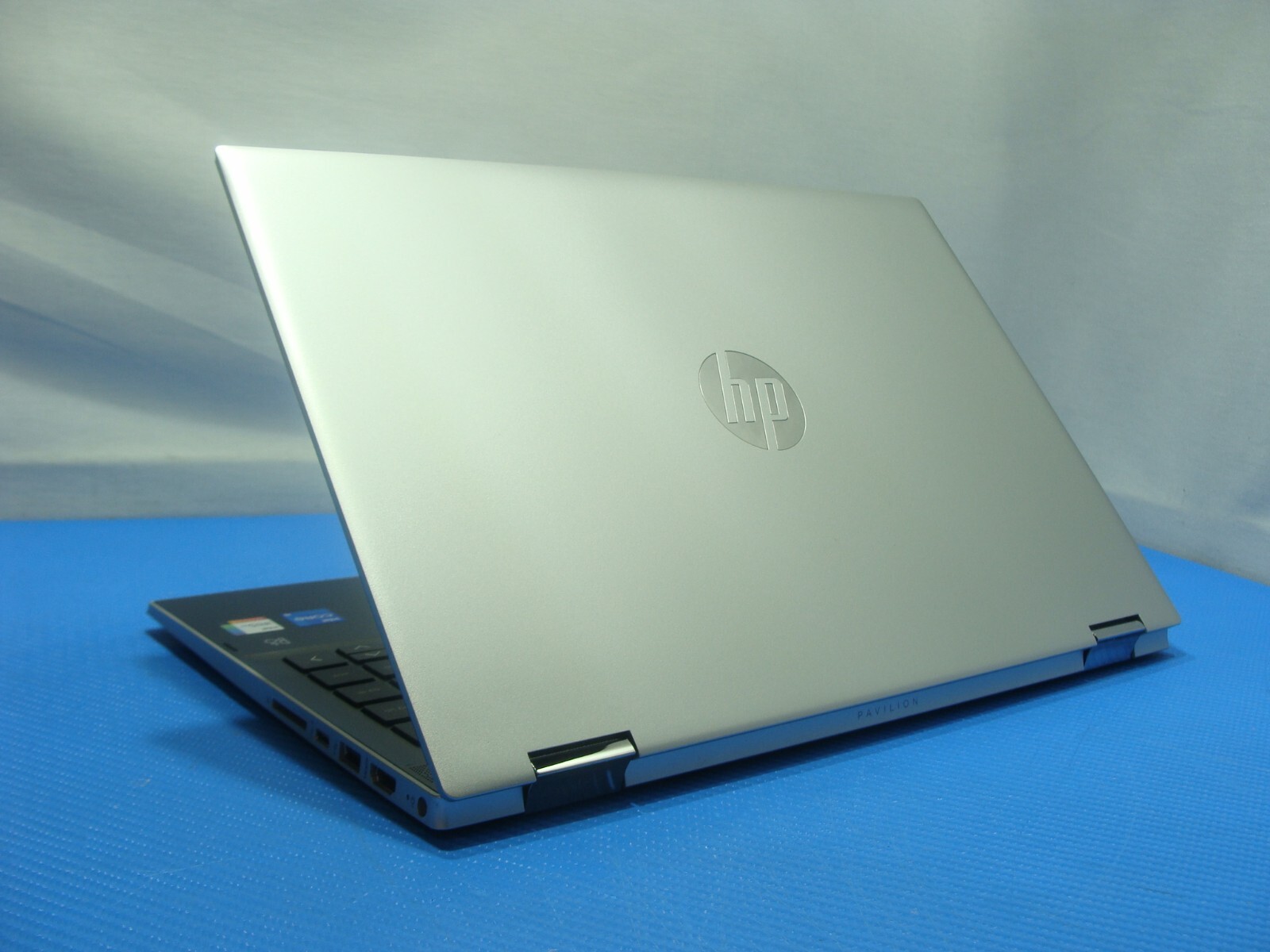 HP Pavilion x360 14-dw1025nr 2in1 TOUCH i5-1135G7 8GB 256GB SSD 1cycle Battery