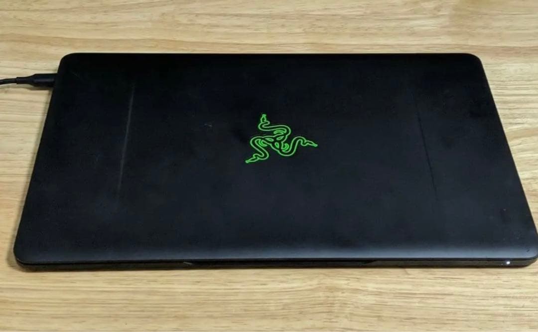 Razer Blade Stealth 4K Touchscreen Laptop Core i7 8GB RAM 512GB SSD Windows 10