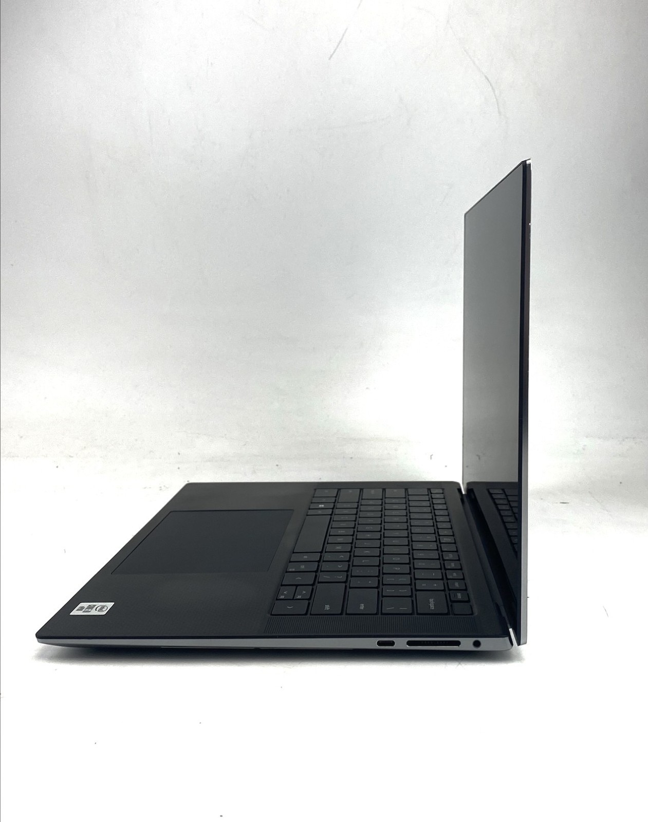 Dell Precision 5550Core i7 10th Gen 2.60GHz 10750H 32GB 500GB Win 11 Pro Grade-B