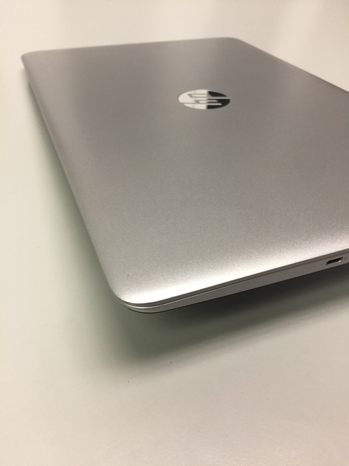 HP EliteBook 850 G3 15.6″ 256GB Core i5 6th gen 2.40GHz 8GB RAM WIN 11 PRO