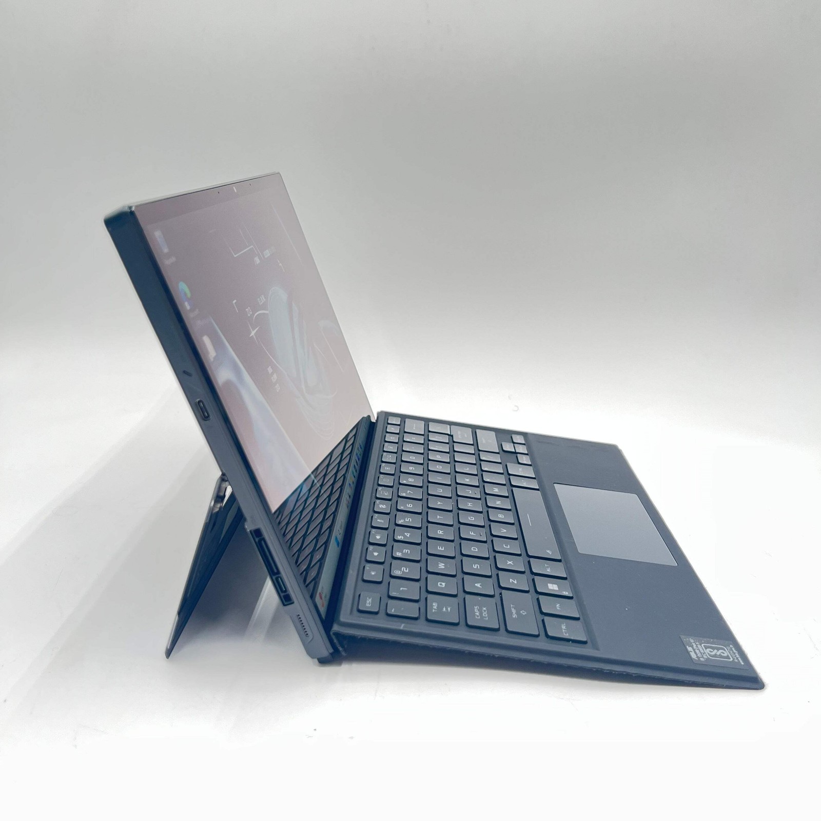 Asus Rog Flow Z13 GZ301Z 13-inch Core i5 12th Gen 16GB RAM Iris Xe Graphics Used