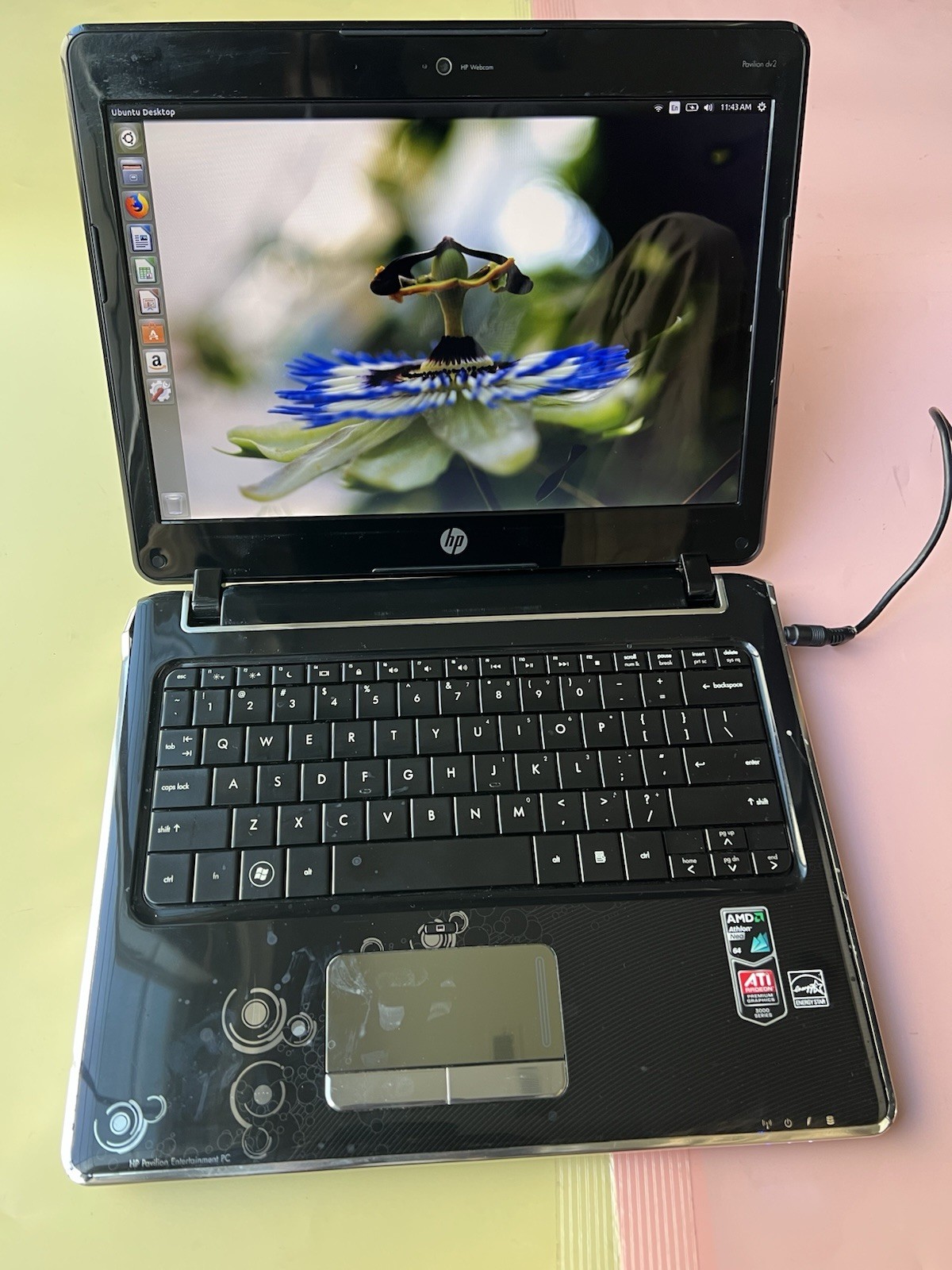 HP Pavilion Dv2 AMD Athlon 2GB RAM 500GB HDD WEBCAM HDMI