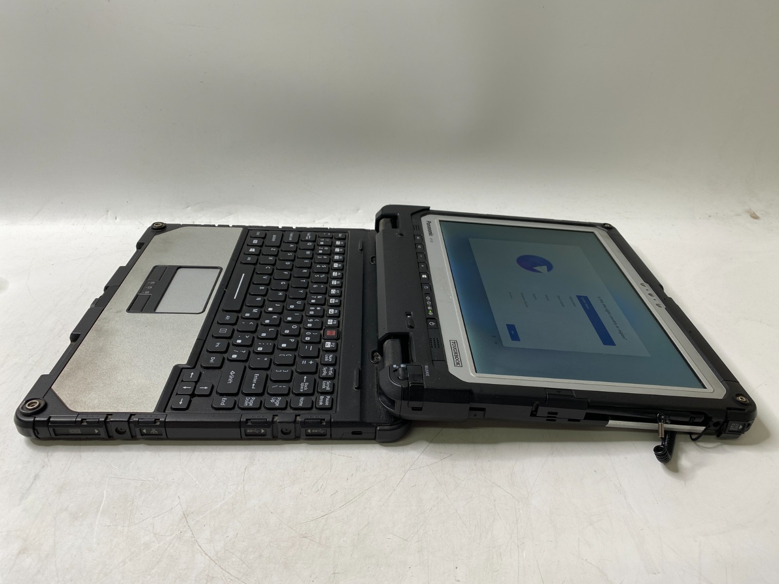 Panasonic Toughbook CF-33 Touch i5-7300U 16GB RAM 512GB SSD W11P 102% Battery