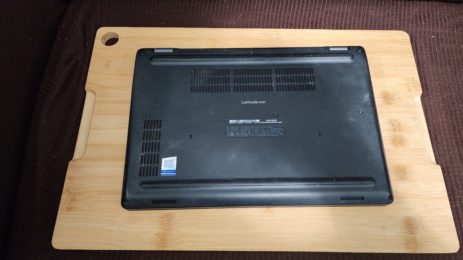 Dell Latitude 5290 i5-8250U 1.6GHz NO RAM NO SSD NO WIFI NO OS AS IS
