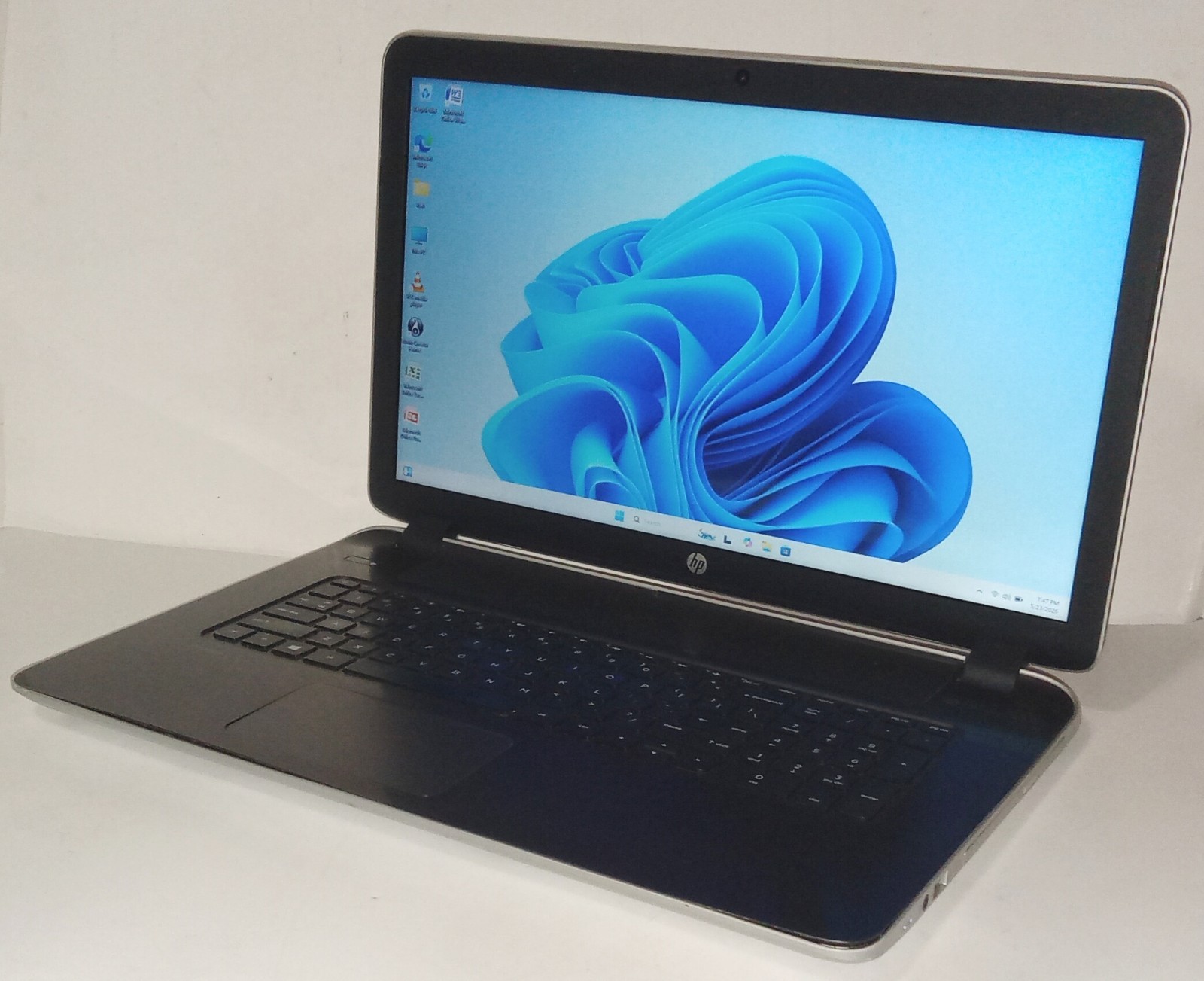 HP Pavilion 17-f262nr 17.3″ A10-4655M Quad-Core CPU 16GB Ram 1TB Webcam Win 11